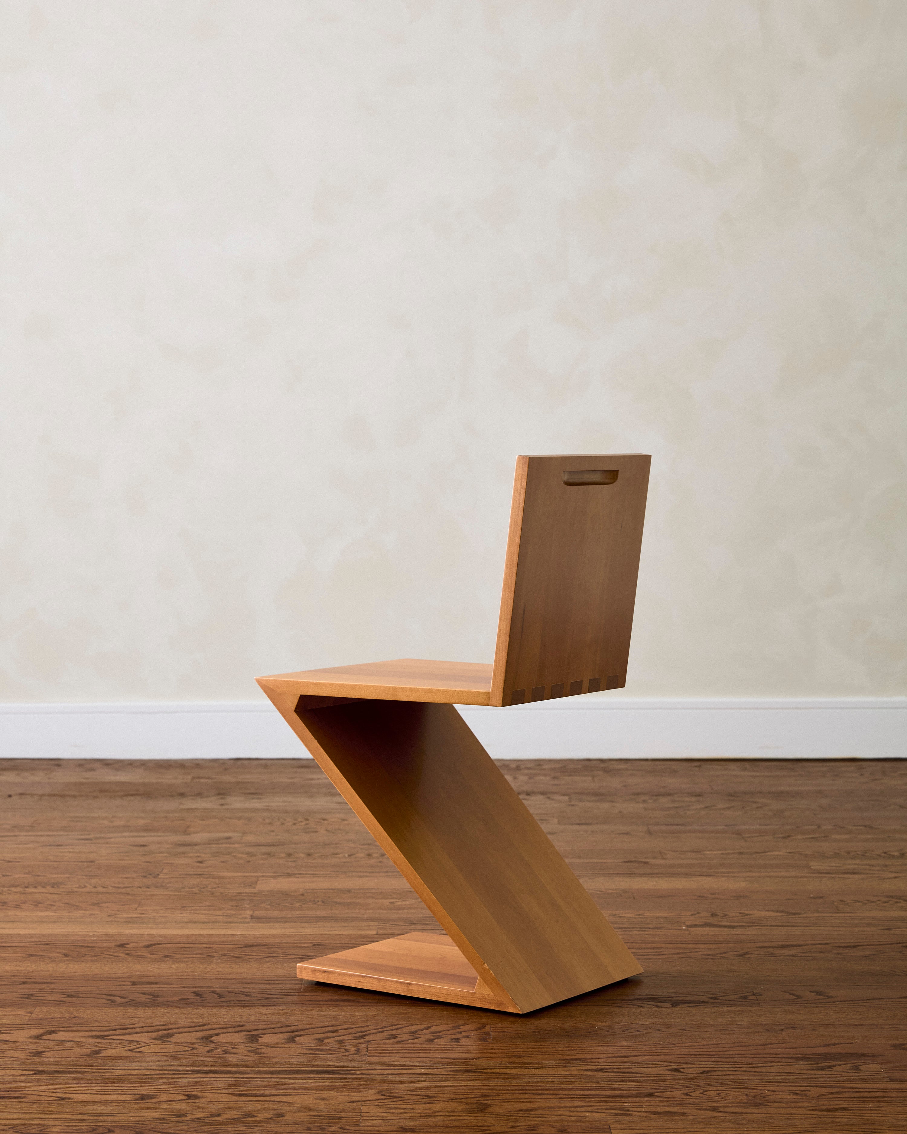 Cassina Zig Zag Chair | Shop vintage furniture | NYC – kalei