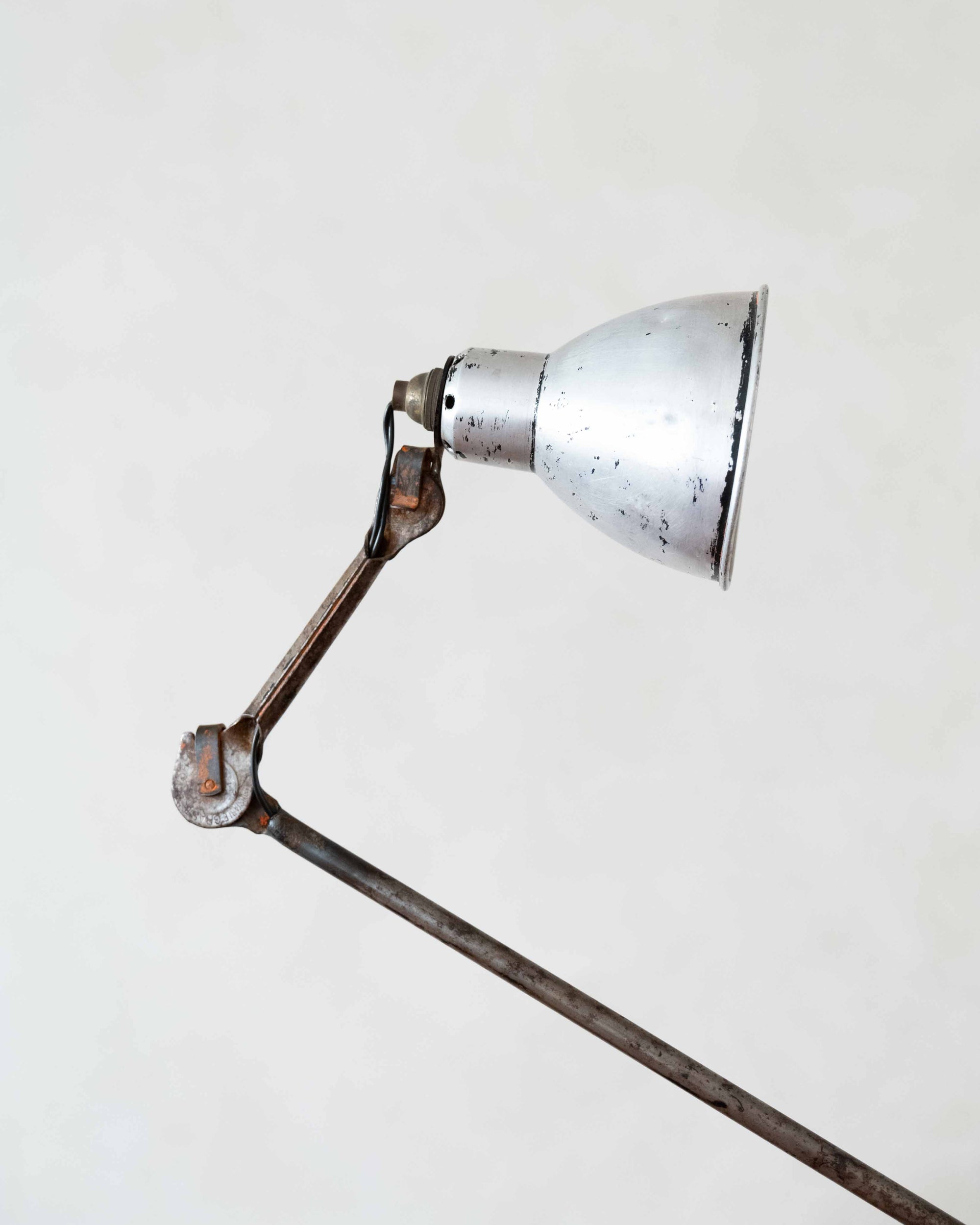 Articulated Table lamp by Bernard-Albin Gras
