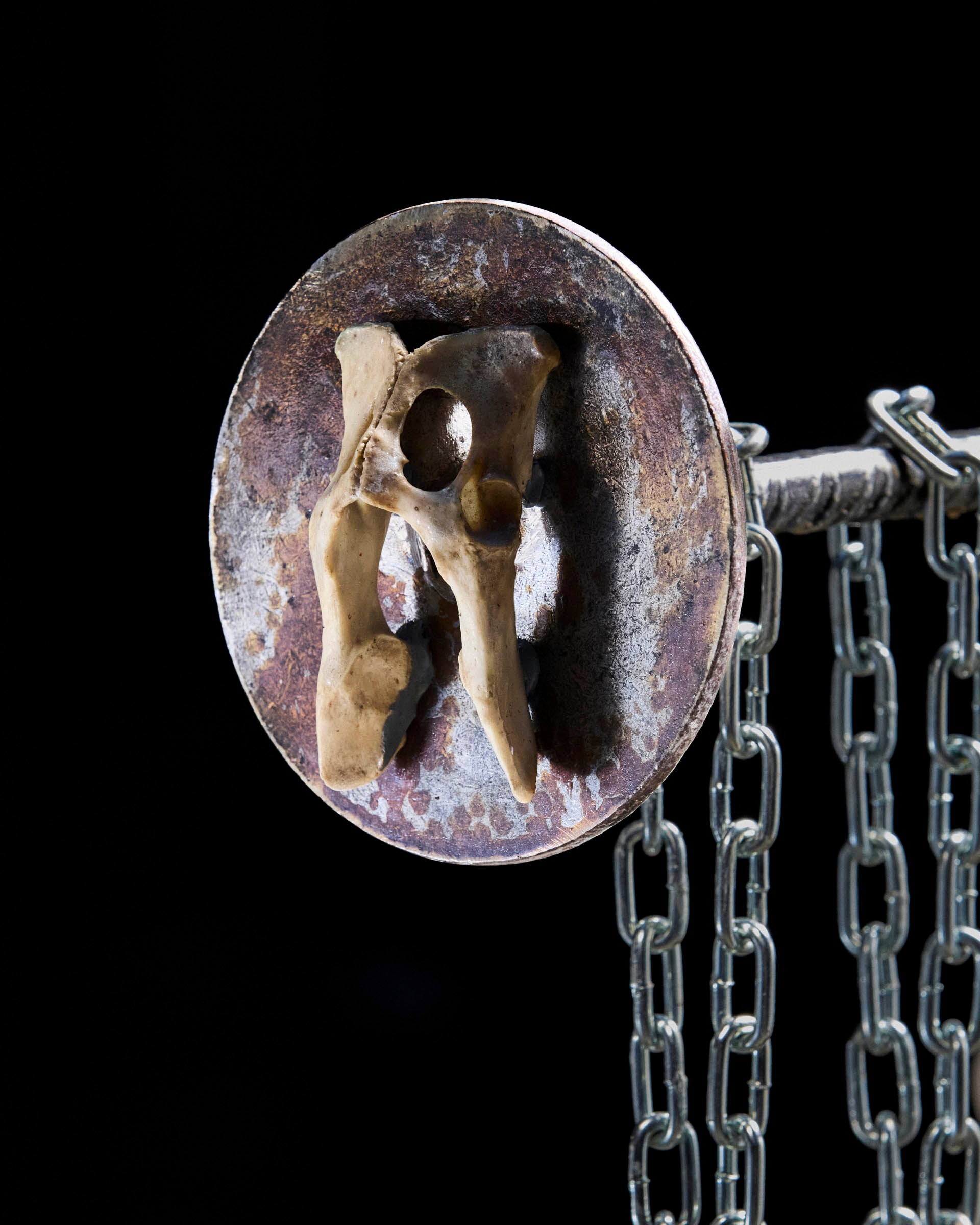 Artefact 11 by Lionel Jadot