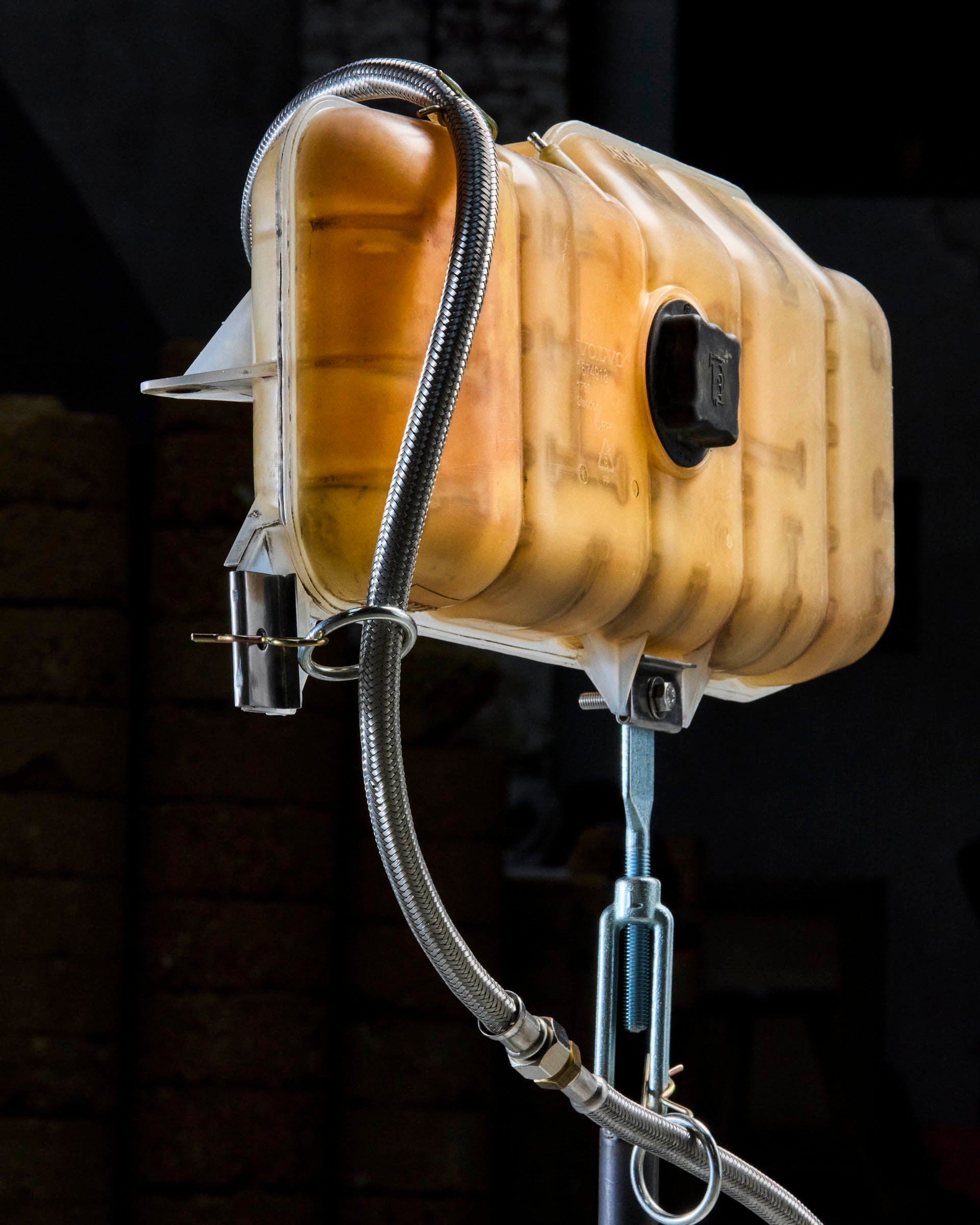 Artefact 2 by Lionel Jadot